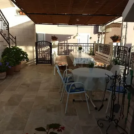 Apartman Nina Promajna