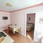 شقة Nina بروماجنا