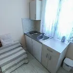 شقة Nina