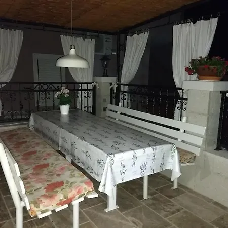 Nina Apartment *