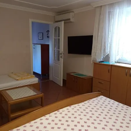 Apartment Nina Promajna