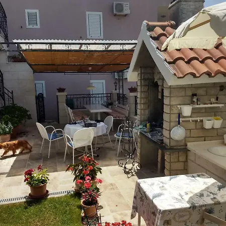 Apartment Nina Promajna